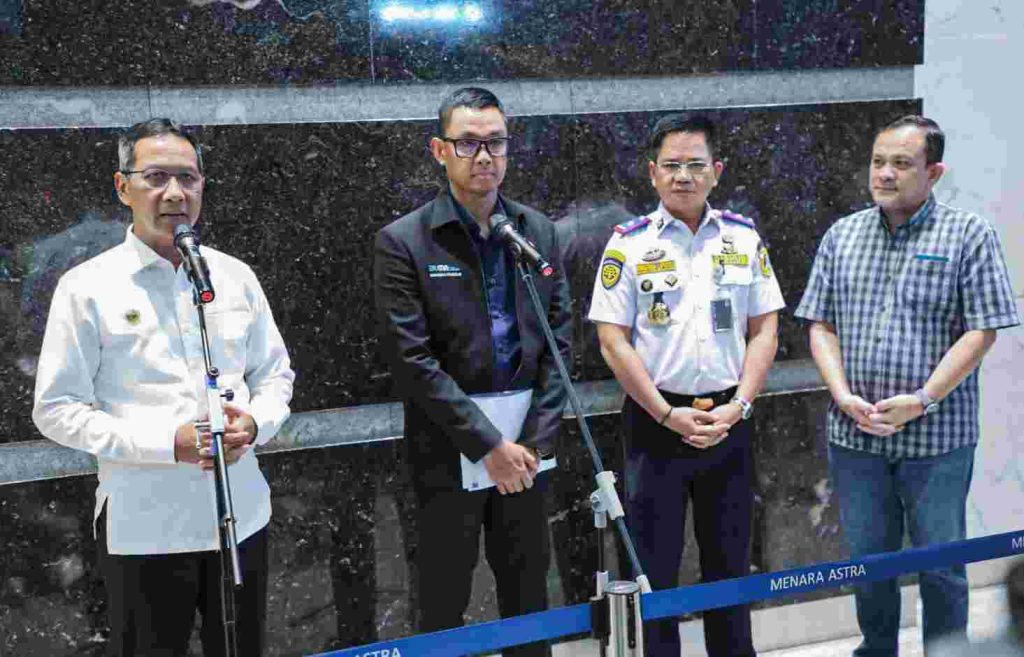 Pj. Gubernur Heru Ajak Seluruh Stakeholder Ciptakan Transportasi Hijau dan Tambah RTH untuk Tekan Polusi Udara