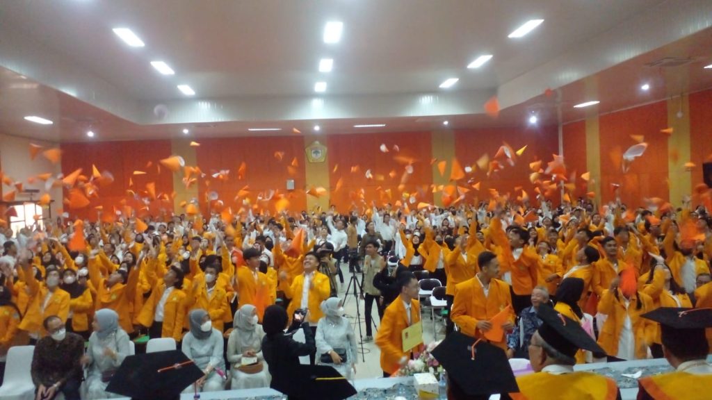 Ketua Senat IBI-K’57 Dr. H. Rambe Kamarul Zaman Buka Sidang Senat dan Pengenalan Kehidupan Kampus