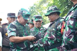 Selalu Bantu Kesulitan Warga, Pelda Irwansyah Simatupang Babinsa Koramil 0201-06 /Sunggal Pantas Terima Penghargaan