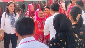 Komandan Lanal Bandung Sambut Ibu Negara Iriana Joko Widodo Dalam Rangka Kunjungan Kerja di Wilayah Jawa Barat