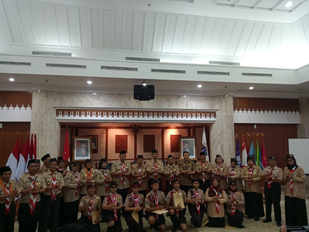 32 Orang Mendapatkan Tanda Penghargaan Gerakan Pramuka di Jakarta Utara