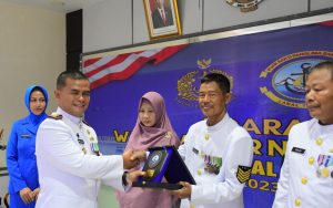 Suasana Haru Warnai Acara Wisuda Purna Tugas di Lanal Tarempa
