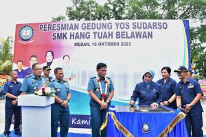 Ketua Umum Jalasenastri Resmikan Gedung Yos Soedarso SMK Yayasan Hang Tuah Cabang Belawan