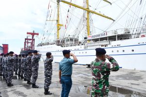 Danlantamal I Melepas Keberangkatan KRI Bima Suci Melanjutkan Pelayaran Ke Surabaya