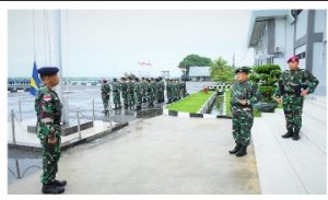 Danlantamal) I Belawan Pimpin Pelaksanaan Upacara Peringatan Hari Sumpah Pemuda Ke-95 Tahun 2023
