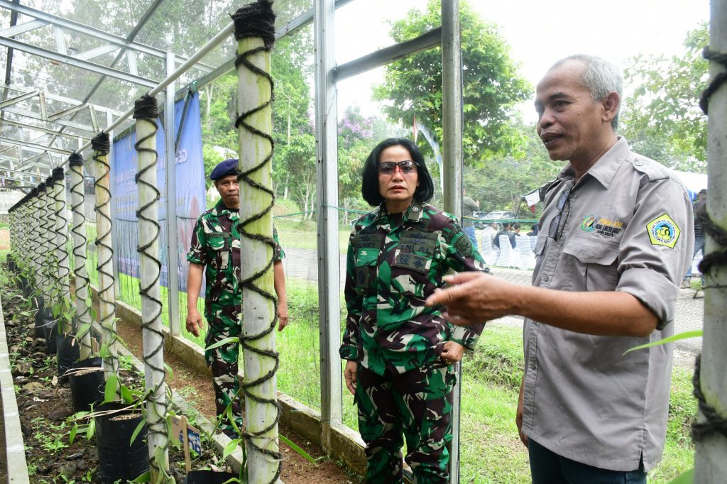 Dalam Rangka HUT Ke-78 TNI Tahun 2023, TNI AL Lanal Bandung Laksanakan Gerakan Nasional Ketahanan Pangan Tahun 2023