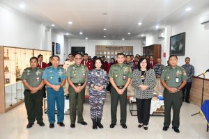 Kunjungan Mahasiswa Unhan RI di Lanal Bandung