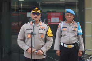 Kapolres Metro Jakarta Utara Pimpin Apel Gelar Pasukan Operasi Mantap Brata 2023-2024