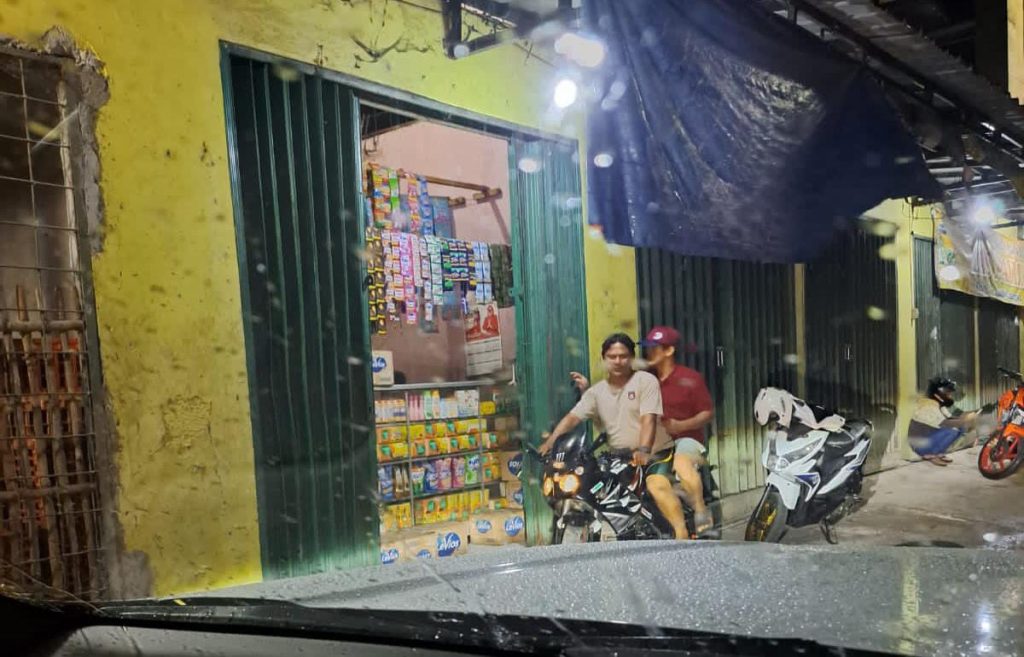 Tokoh Masyarakat Minta Kapolres Karawang Menindak Tegas Peredaran Obat-Obatan Di Wilayah Hukum Cikampek Dan Kotabaru Kab. Karawang.