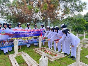 Jelang HUT Ke-61 Kowal Tahun 2024, Kowal Wilayah Bandung Laksanakan Ziarah dan Tabur Bunga Ke Taman Makam Pahlawan Nasional Cikutra