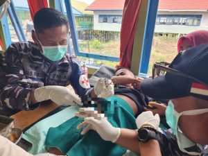 Lanal Banjarmasin Bersama Dengan BKKBN Provinsi Kalsel Laksanakan Susur Sungai di Kabupaten HSS