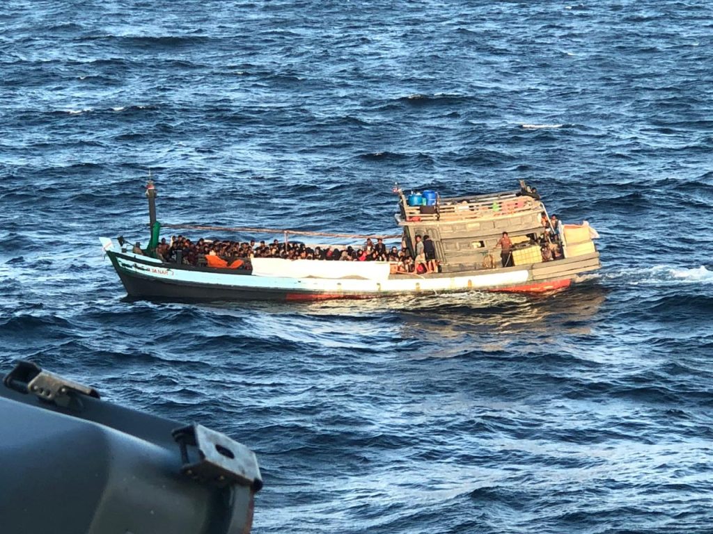 DUGAAN ADANYA TPPO, TNI AL AMANKAN WILAYAH LAUT YURISDIKSI NASIONAL INDONESIA