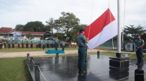 Prajurit Lanal Dabo Singkep Laksanakan Upacara Bendera Tanggal 17