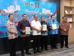 KANTAH BPN Jakarta Utara Serahkan Sertifikat.Tanah Aset BMN dan BMD di Jakarta Utara