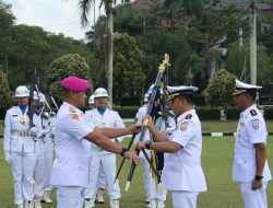 Komandan Lanal Bandung Hadiri Upacara Sertijab Danlanal Babel