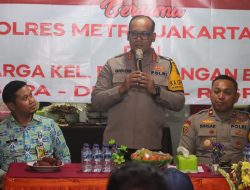 Jumat Curhat Dengan Warga Pademangan Barat, Kapolres Metro Jakut Imbau Warga Jaga Kamtibmas Di Bulan Ramadhan