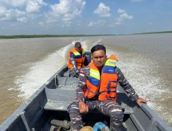 Pos TNI AL Sinaboi Evakuasi KLM. Cahaya Rezeki 99 Yang Mengalami Rusak Mesin