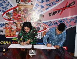 Komandan Lanal Bandung dan Forkopimda Bandung Laksanakan Penandatanganan Naskah Perjanjian Hibah Daerah