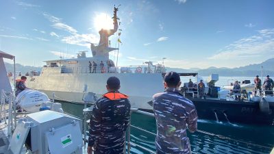 Komandan dan Prajurit Lanal Sabang Sambut Tim Satgas Trisila TNI AL 2024