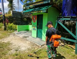 Satgas Yonif 623 Laksanakan Karya Bhakti Pembersihan Lingkungan