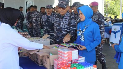 Jelang Idul Fitri 1445 H/2024 M, Lanal Dabo Singkep Gelar Bazar Murah TNI