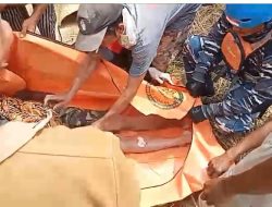 Aksi Babinpotmar Manna Bersama Tim Gabungan Temukan Korban Tenggelam di Sungai Air Manna Kabupaten Bengkulu Selatan