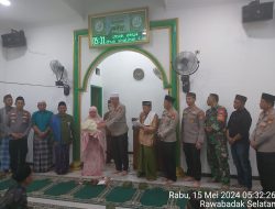 Polsek Koja Gelar Giat Program Subuh Keliling dan Pembagian Baksos bersama Dir  Binmas Polda Metro Jaya