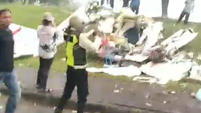 Kecelakaan Pesawat Jenis Capung Jatuh Tewaskan Awaknya