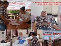 Cabup Jayapura, dr. Yohannis Manangsang, M.Kes, Ikuti Kegiatan Donor Darah bersama Yayasan 98 Peduli