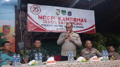 Kapolres Jakarta Utara Gidion, Ngopi Kamtibmas Bersama Warga di POS SATKAMLING JU, RW 06, Kelurahan Sunter Agung, Jakarta Utara