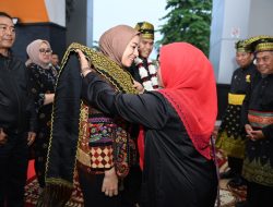 Danlantamal I Sambut Kedatangan Kasal di Bandar Udara SSK II Riau
