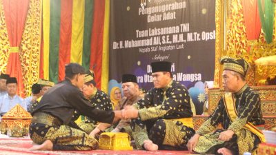 Danlantamal I Hadiri Penganugerahan Gelar Adat Kepada Kasal