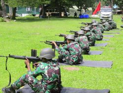 Asah Naluri Tempur, Prajurit Pangkalan TNI Angkatan Laut Tarempa Gelar Latihan Menembak