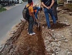 Tak Pasang Papan Informasi Proyek Dan Indahan K3!!! Proyek Pelebaran Jalan Sumbersuko Dipertanyakan Lsm Libas 88