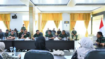 Danlantamal I Pimpin Rapat Staf Dalam Rangka Rencana Kunjungan Kerja Dankodiklatal dan Pangkoarmada I di Lantamal I