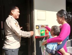 Aipda Bowo Unit Sentral Pelayanan Masyarakat Melayani dan Menyarankan Warga Usai Membuat Laporan