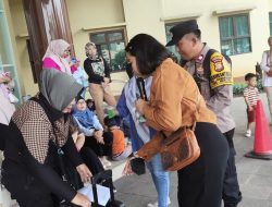 Bhayangkara Peduli Bhabinkamtibmas Memandu Warga Aspol Untuk Giat HUT Bhayangkara Ke-78