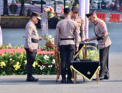 Wakapolda Metro Jaya Dan Sejumlah Pejabat Utama Serta 2 Kapolres Resmi Diganti.