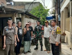 Bhabinkamtibmas Kelurahan Kramat Bersama Tiga Pilar Sambang Dan Patroli Dialogis.