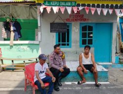 Bhabinkamtibmas Kelurahan Kemayoran melaksanakan kegiatan Sambang dan Patroli Dialogis.