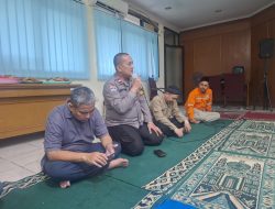 Pengajian Yasin dan Tahlil Bersama Bhabinkamtibmas Menteng dan Anggota PPSU.