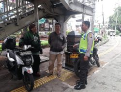 Patroli Wilayah Aipda Siswanto Sampaikan Imbaun Ke Ojol.