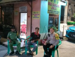 Bhabinkamtibmas Kelurahan Kebon Kosong Melaksanakan Kegiatan Sambang Dan Patroli Dialogis.