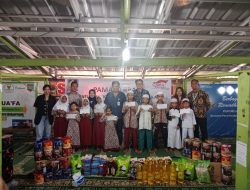PT. PAMA Santuni 100 Anak Yatim Piatu Kelurahan Jatinegara