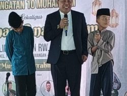 Masyarakat RW 04 Kelurahan Pasir Putih Kecamatan Sawangan Kota Depok Menyantuni Anak Yatim Dhuafa Dan Janda