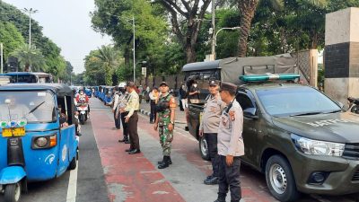 Polsek  Sawah Besar Melakukan   Antisipasi Parkir Liar bersama Tiga Pilar