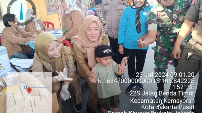 Bhabinkamtibmas Kelurahan Kemayoran Menghadiri Kegiatan Pencanangan Pekan Imunisasi Nasional (PIN) Polio 2024