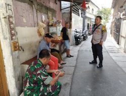 Anggota Binmas Polsek Sawah Besar Melaksanakan Patroli dan Sambang Wilayah