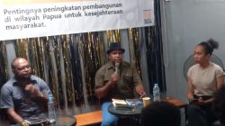 Charles Kossay (Bang Chako)