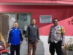 Bhabinkamtibmas Kelurahan Sumur Batu Melaksanakan Kegiatan Sambang Dan Patroli Dialogis